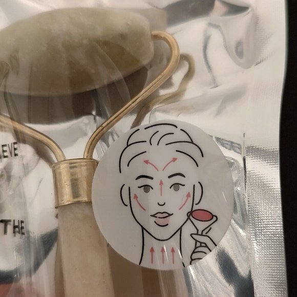 My Beauty Spot Jade Facial Roller Relieve Sooth Skin Professional Personal Care - Picture 4 of 10